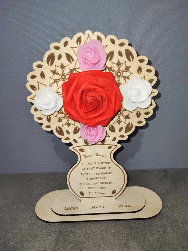 Bouquet avec roses + support (Mamie)