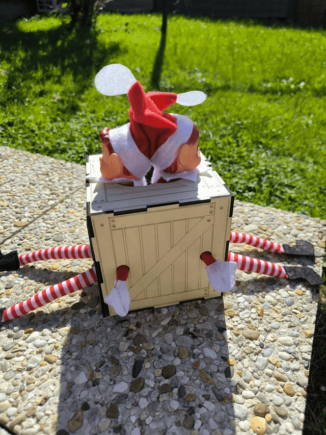 BOÎTE D'ARRIVÉE DES LUTINS (1 ou 2 lutins)