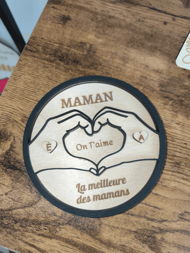 Magnet rond mains cœur
