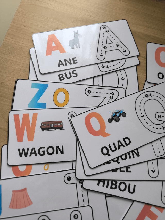 PUZZLE ALPHABET VELEDA