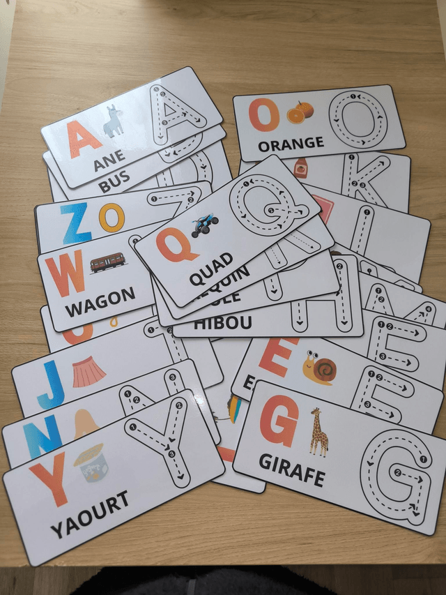PUZZLE ALPHABET VELEDA