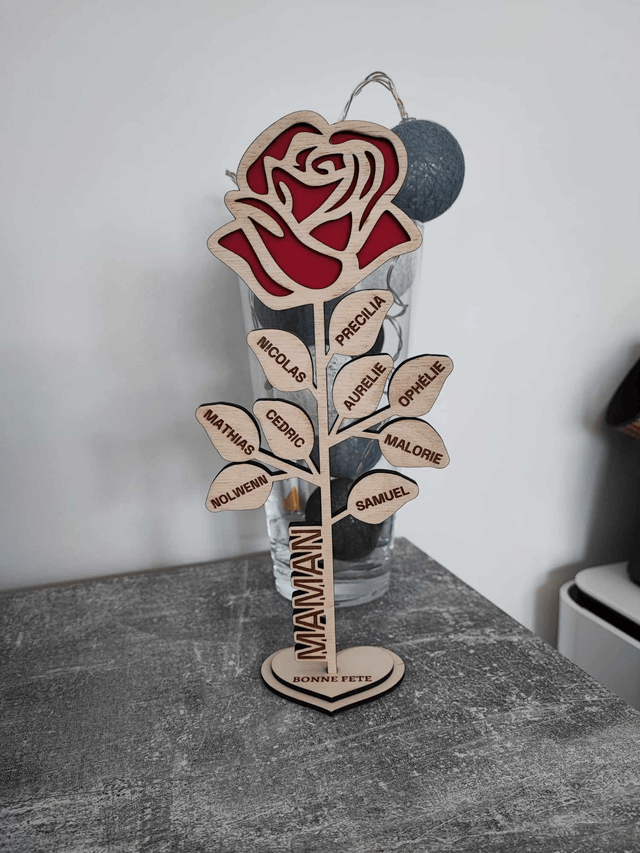 Rose relief "Maman ,Mamie, Mémére, Autre"