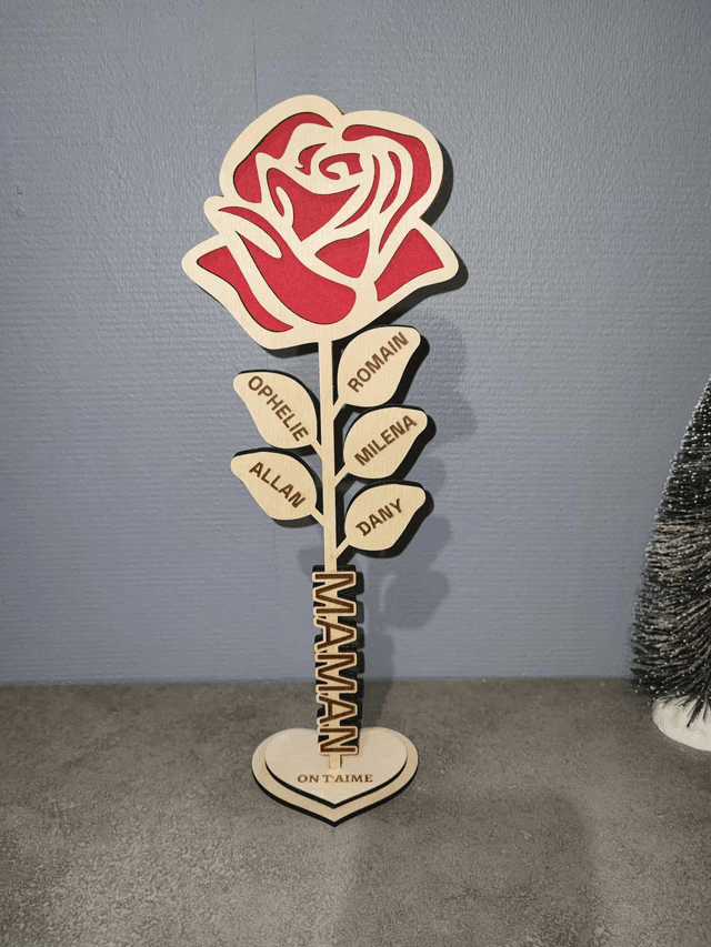 Rose relief &quot;Maman ,Mamie, Mémére, Autre&quot;